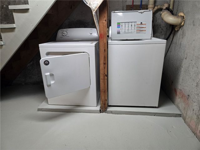 416 Gardiner Road, Richmond, RI 02892