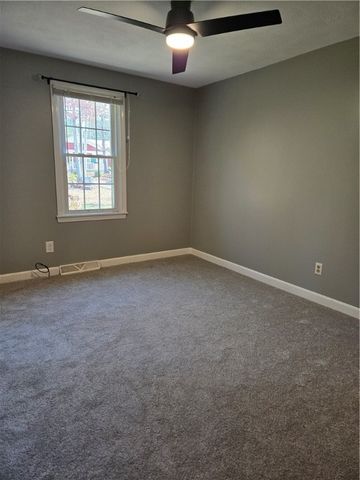 416 Gardiner Road, Richmond, RI 02892