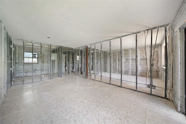 10466 Sunrise Lakes Blvd 107, Sunrise, FL 33322