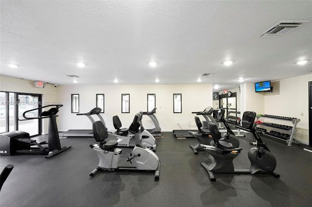10466 Sunrise Lakes Blvd 107, Sunrise, FL 33322
