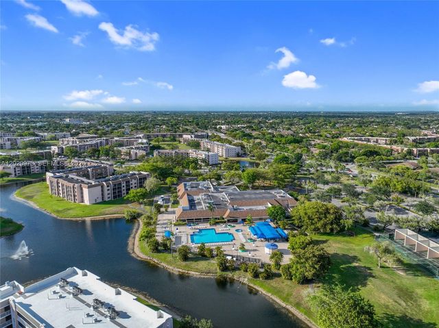 10466 Sunrise Lakes Blvd 107, Sunrise, FL 33322