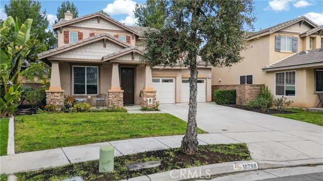 10798 Rosemary, Corona, CA 92883