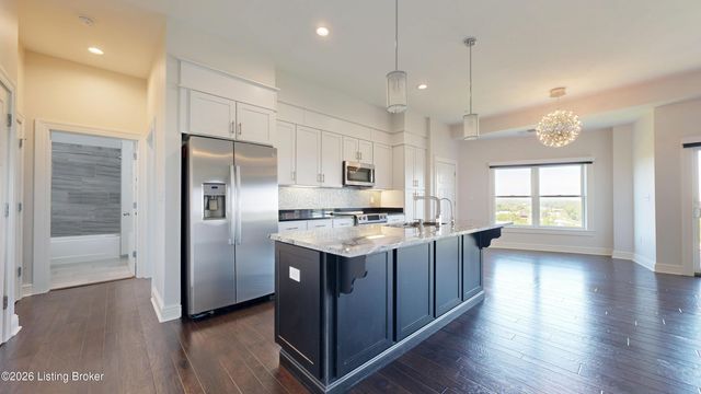 1409 Mockingbird Terrace Dr 403, Louisville, KY 40207