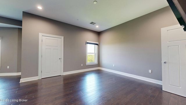 1409 Mockingbird Terrace Dr 403, Louisville, KY 40207