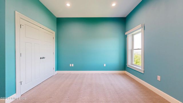 1409 Mockingbird Terrace Dr 403, Louisville, KY 40207