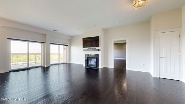 1409 Mockingbird Terrace Dr 403, Louisville, KY 40207