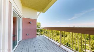 1409 Mockingbird Terrace Dr 403, Louisville, KY 40207