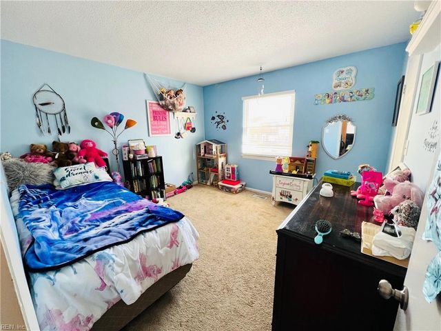 733 Tilden PL, Virginia Beach, VA 23454