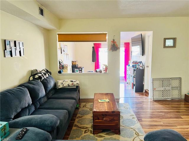 733 Tilden PL, Virginia Beach, VA 23454