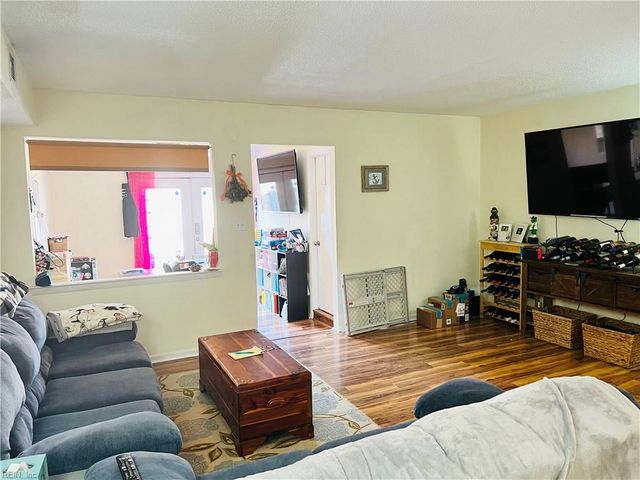 733 Tilden PL, Virginia Beach, VA 23454