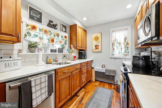 210 3RD AVE, Newtown Square, PA 19073