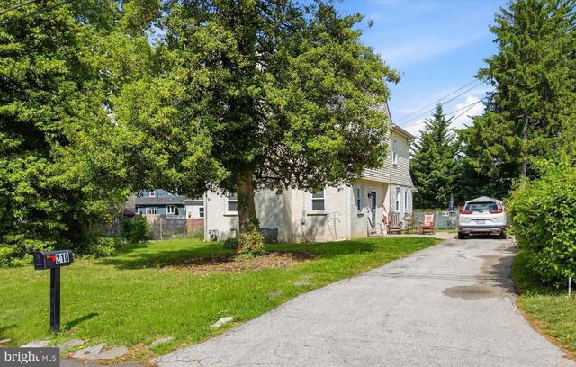 210 3RD AVE, Newtown Square, PA 19073