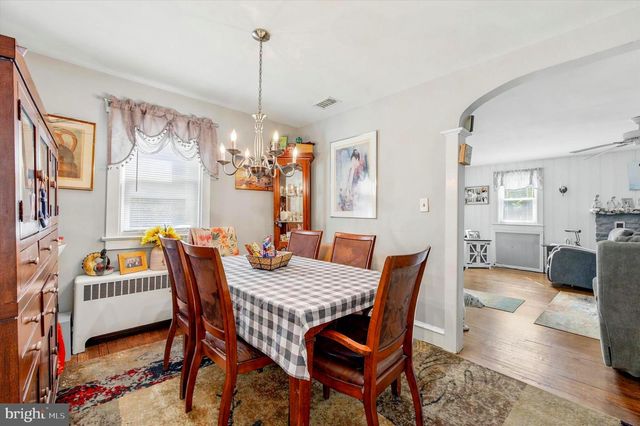 210 3RD AVE, Newtown Square, PA 19073
