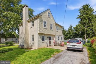 210 3RD AVE, Newtown Square, PA 19073