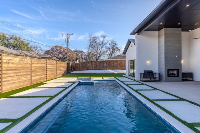 11232 Hillcrest Road, Dallas, TX 75230