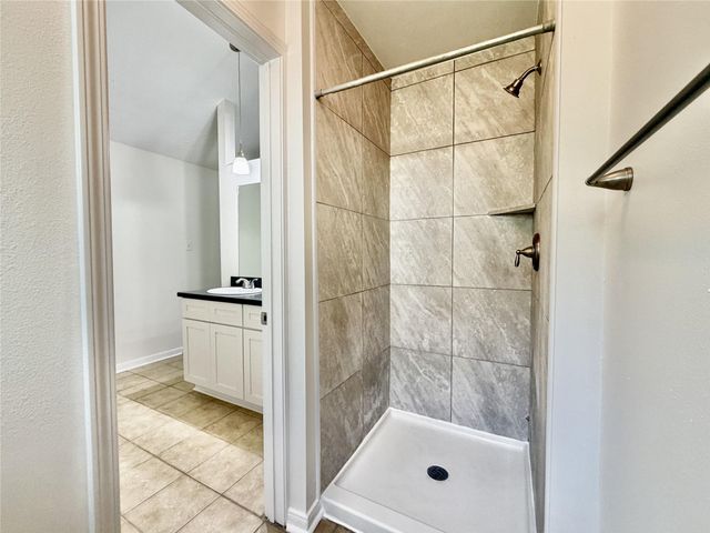 9410 Dundalk Street, Spring, TX 77379