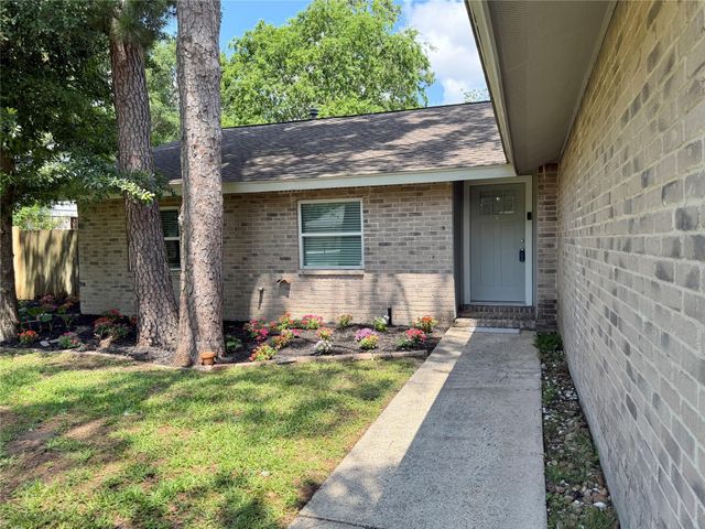 9410 Dundalk Street, Spring, TX 77379