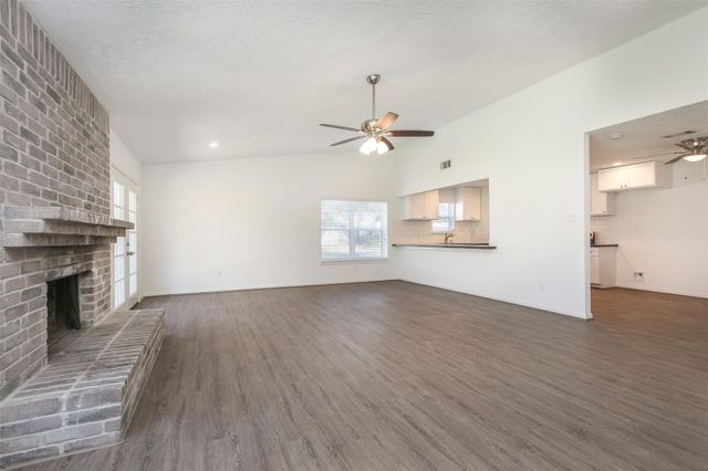 9410 Dundalk Street, Spring, TX 77379