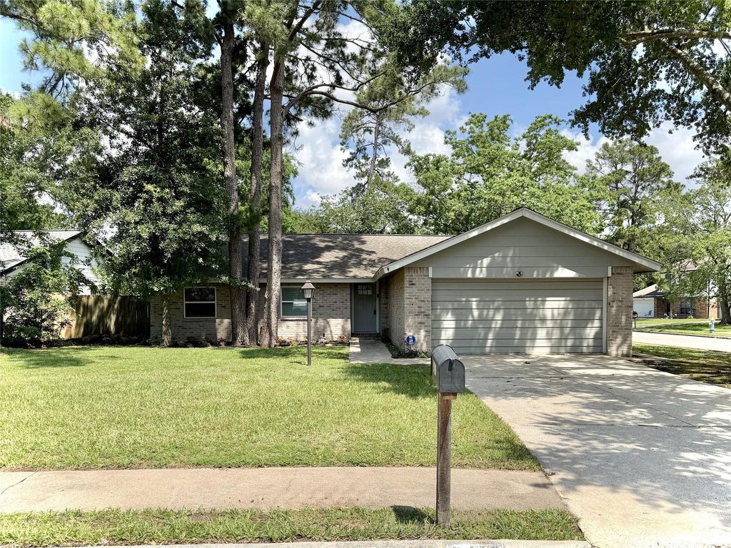 9410 Dundalk Street, Spring, TX 77379