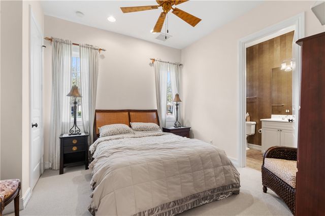 2802 Saint Barts Square, Vero Beach, FL 32967