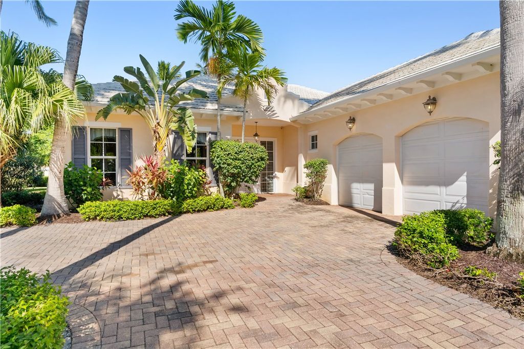 2802 Saint Barts Square, Vero Beach, FL 32967