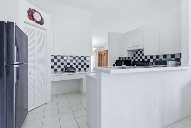 3800 NW 10th Street, Delray Beach, FL 33445