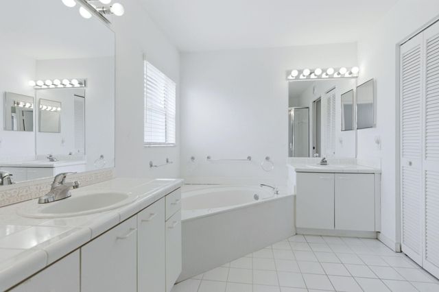 3800 NW 10th Street, Delray Beach, FL 33445