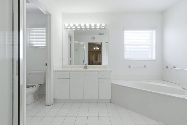 3800 NW 10th Street, Delray Beach, FL 33445