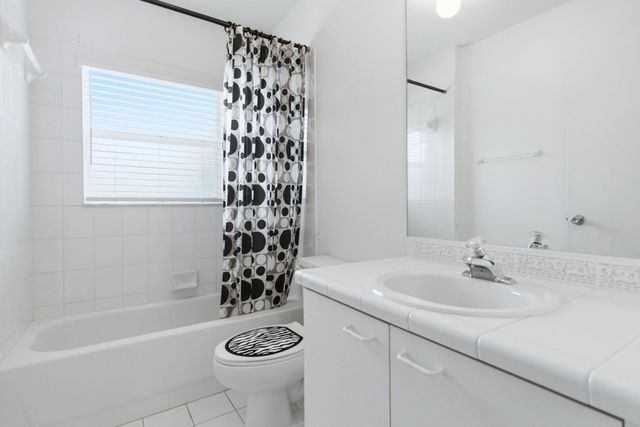 3800 NW 10th Street, Delray Beach, FL 33445