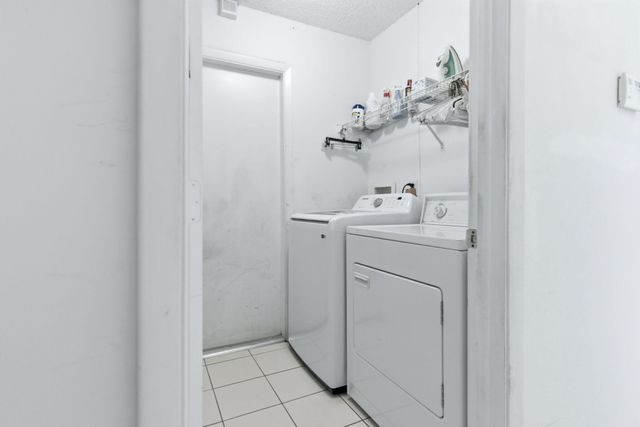 3800 NW 10th Street, Delray Beach, FL 33445