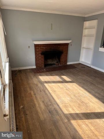 10818 1ST ST, Fairfax, VA 22030