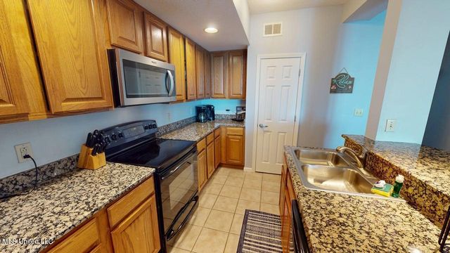 2228 Beach Drive, 1304, Gulfport, MS 39507