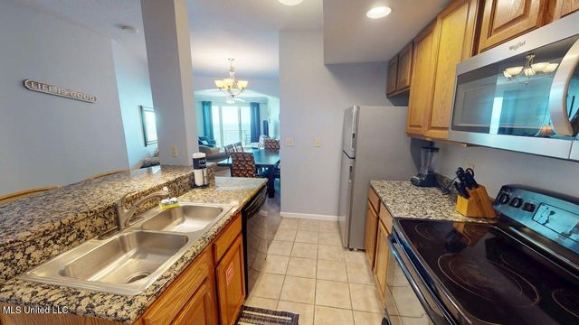 2228 Beach Drive, 1304, Gulfport, MS 39507