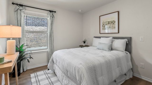 3302 Charleston Drive, Ennis, TX 75119