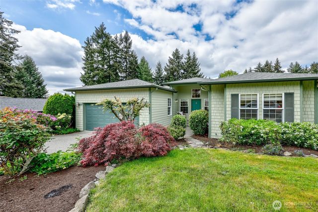 18575 Skog Court NE, Poulsbo, WA 98370