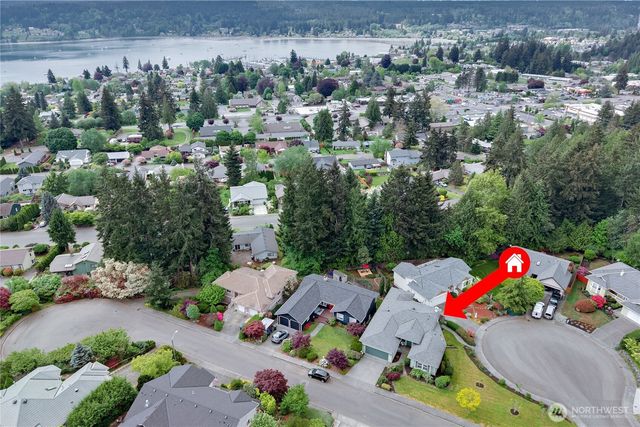 18575 Skog Court NE, Poulsbo, WA 98370