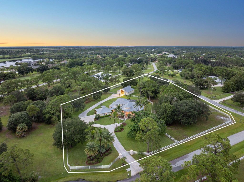 10107 SW Abilene Lane, Palm City, FL 34990