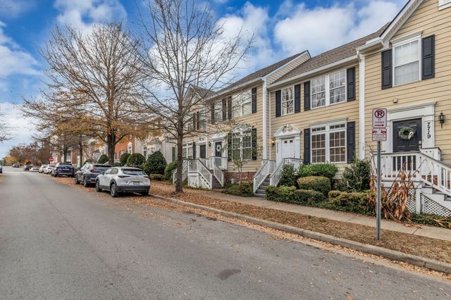 7717 Porter House Dr, Nashville, TN 37211