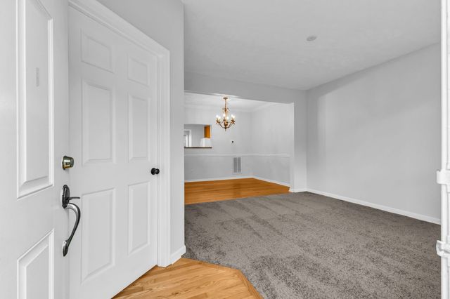 7717 Porter House Dr, Nashville, TN 37211