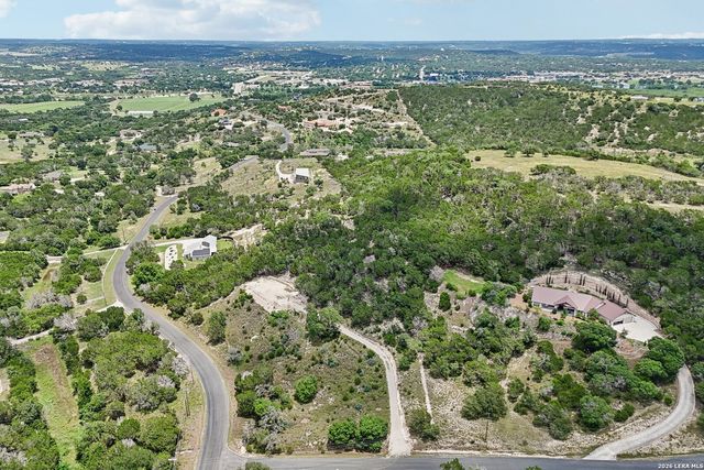 902 Saddlewood Blvd, Kerrville, TX 78028
