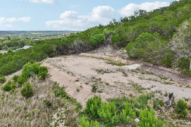 902 Saddlewood Blvd, Kerrville, TX 78028