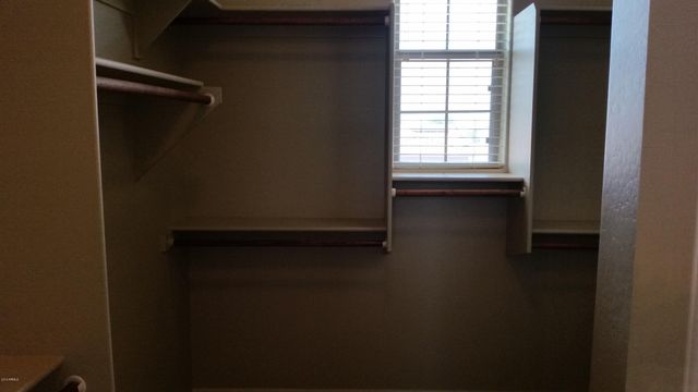 5627 W HUNTINGTON Drive, Laveen, AZ 85339