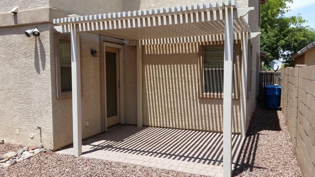 5627 W HUNTINGTON Drive, Laveen, AZ 85339