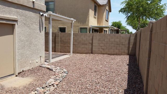 5627 W HUNTINGTON Drive, Laveen, AZ 85339