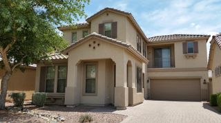 5627 W HUNTINGTON Drive, Laveen, AZ 85339