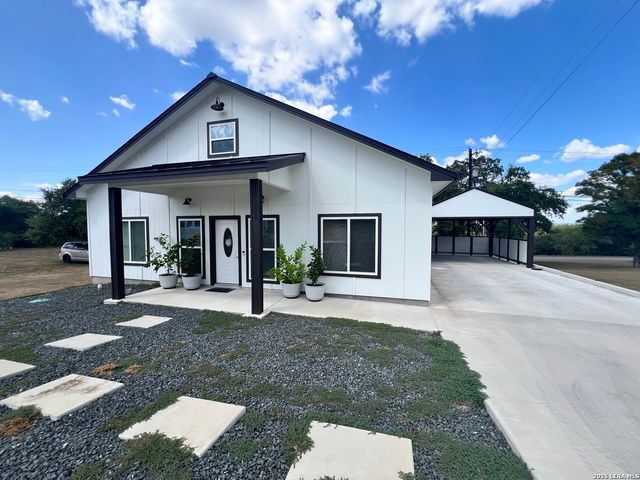 708 Taylor Dr, Horseshoe Bay, TX 78657