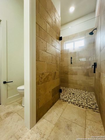 708 Taylor Dr, Horseshoe Bay, TX 78657
