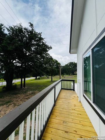 708 Taylor Dr, Horseshoe Bay, TX 78657