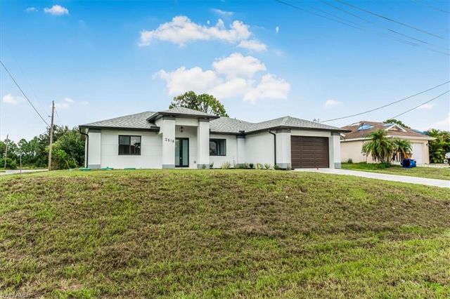 2904 30th ST SW, Lehigh Acres, FL 33976