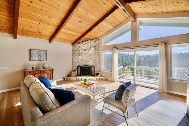155 Rabbits Run Road, Santa Cruz, CA 95060